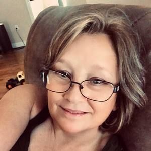 Meet your Posher, Wilma fields